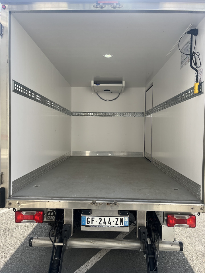 Autoutilitară frigorifica IVECO DAILY 35S14 FRIGORIFIQUE FRCX: Foto 9 Autoutilitară frigorifica IVECO DAILY 35S14 FRIGORIFIQUE FRCX: Foto 9