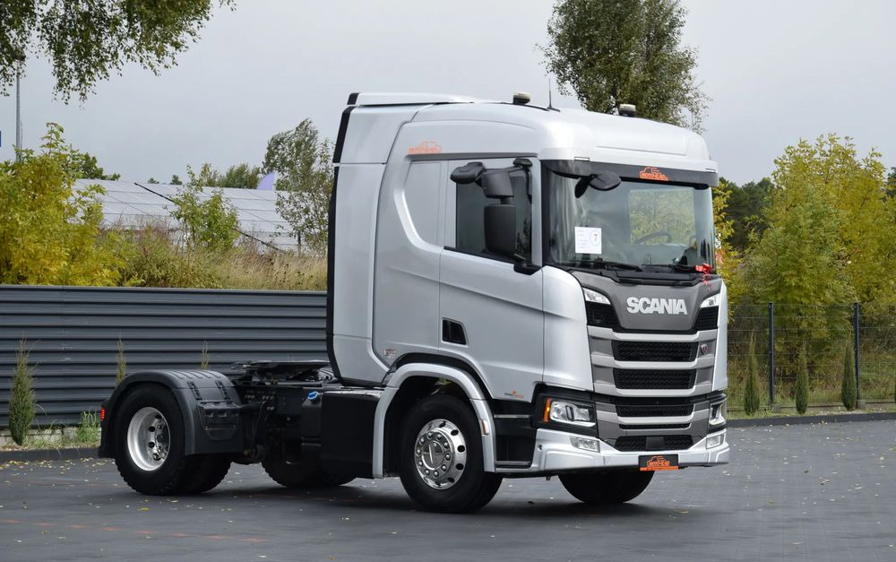 Scania R450 / HYDRAULIKA / RETARDER / ACC / KLIMA / FULL LEDY / ALUFELGI / SERWISOWANA / SPROWADZONA - Cap tractor: Foto 3 Scania R450 / HYDRAULIKA / RETARDER / ACC / KLIMA / FULL LEDY / ALUFELGI / SERWISOWANA / SPROWADZONA - Cap tractor: Foto 3