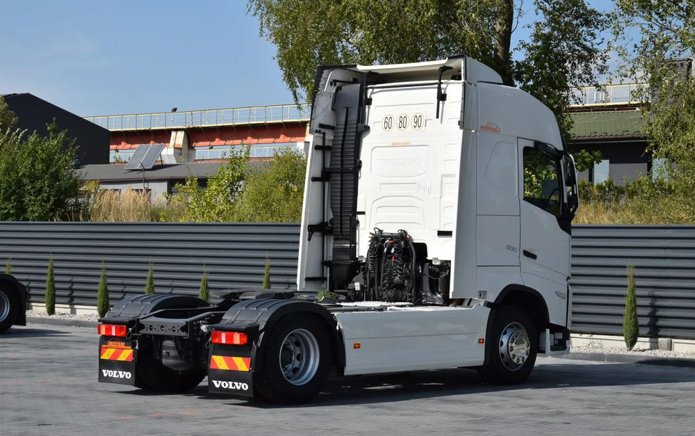 Volvo FH500 / EURO 6 / NOWY MODEL / KLIMATYZACJA POSTOJOWA / ACC / LEDY / 2 ZBIORNIKI PALIWA / FULL SPILERY / 2022 / SERWISOWANY / SPROWADZONY - Cap tractor: Foto 5 Volvo FH500 / EURO 6 / NOWY MODEL / KLIMATYZACJA POSTOJOWA / ACC / LEDY / 2 ZBIORNIKI PALIWA / FULL SPILERY / 2022 / SERWISOWANY / SPROWADZONY - Cap tractor: Foto 5