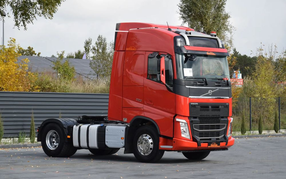 Volvo FH500 / HYDRAULIKA / EURO 6 / ACC / LEDY / ALUFELGI / SERWISOWANY / SPROWADZONY - Cap tractor: Foto 3 Volvo FH500 / HYDRAULIKA / EURO 6 / ACC / LEDY / ALUFELGI / SERWISOWANY / SPROWADZONY - Cap tractor: Foto 3