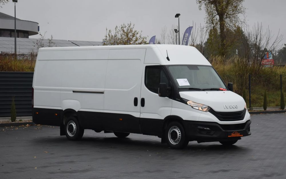 Iveco DAILY MAXI 35S16 / 2.3 - 160 KM / NOWY MODEL / 3 OSOBY / DOSTAWCZE / BLASZAK / KLIMA / CZUJNIKI COFANIA / TRYB CITY-ECO / 2023 / SERWISOWANY / SPROWADZONY Z NIEMIEC - Dubă: Foto 3 Iveco DAILY MAXI 35S16 / 2.3 - 160 KM / NOWY MODEL / 3 OSOBY / DOSTAWCZE / BLASZAK / KLIMA / CZUJNIKI COFANIA / TRYB CITY-ECO / 2023 / SERWISOWANY / SPROWADZONY Z NIEMIEC - Dubă: Foto 3