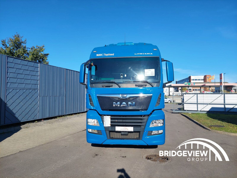 MAN TGX 18.460 - Cap tractor: Foto 3 MAN TGX 18.460 - Cap tractor: Foto 3