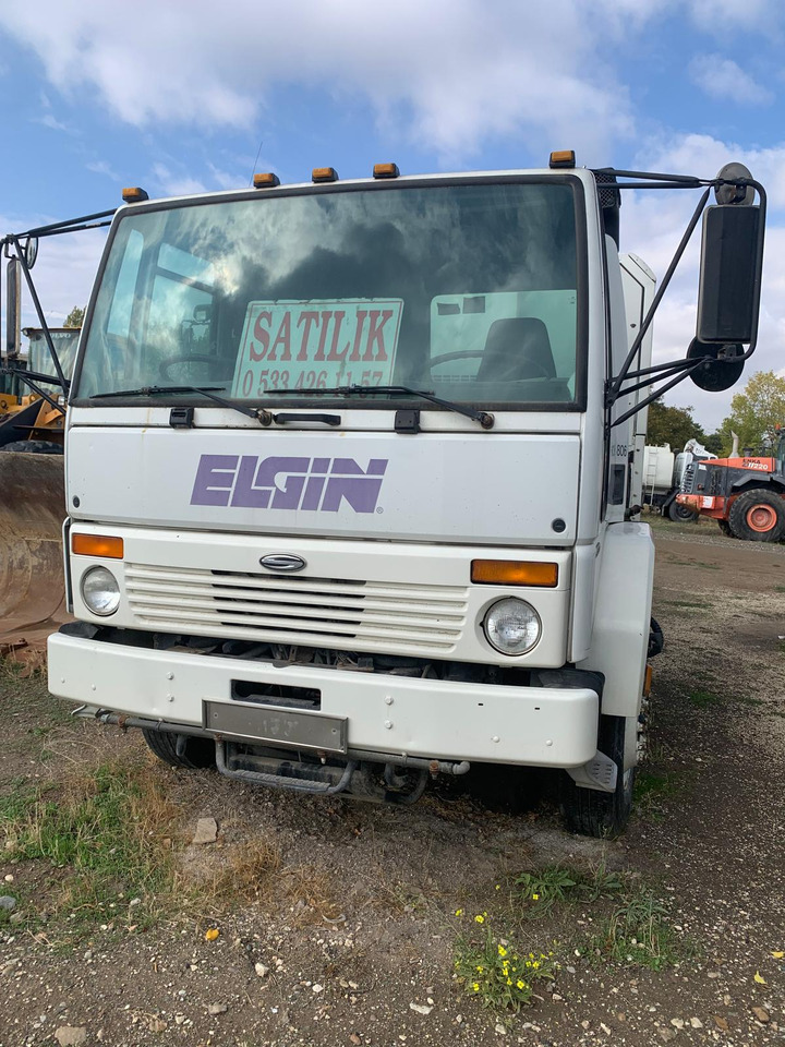 ELGIN GEOVAC VACUUM SWEEPER E TECHNOLOGY - Măturătoare stradală: Foto 1 ELGIN GEOVAC VACUUM SWEEPER E TECHNOLOGY - Măturătoare stradală: Foto 1