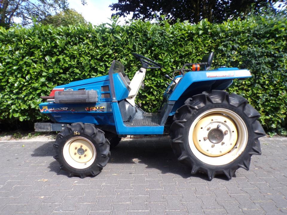 Kleintraktor Iseki TU160 - Tractor mic: Foto 2 Kleintraktor Iseki TU160 - Tractor mic: Foto 2