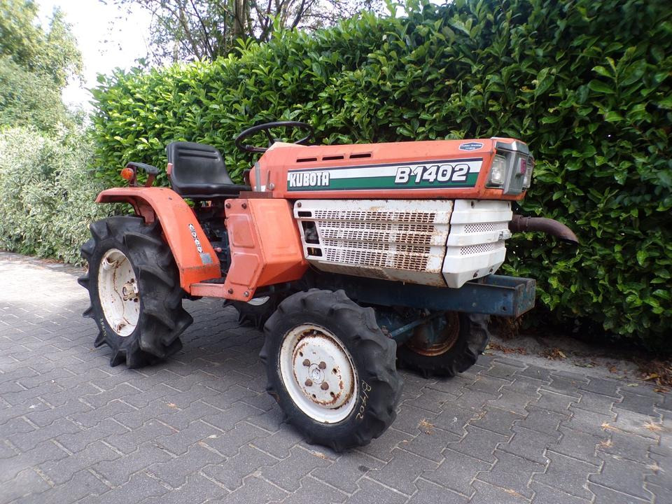 Kleintraktor Kubota B1402 - Tractor mic: Foto 5 Kleintraktor Kubota B1402 - Tractor mic: Foto 5