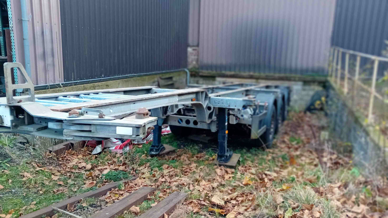 SCHMITZ CARGOBULL châssis porte-conteneur semi-remorque Os  - type SGF*3 - adaptable pour conteneur 20' et 40' - Semiremorcă transport containere/ Swap body: Foto 2 SCHMITZ CARGOBULL châssis porte-conteneur semi-remorque Os  - type SGF*3 - adaptable pour conteneur 20' et 40' - Semiremorcă transport containere/ Swap body: Foto 2