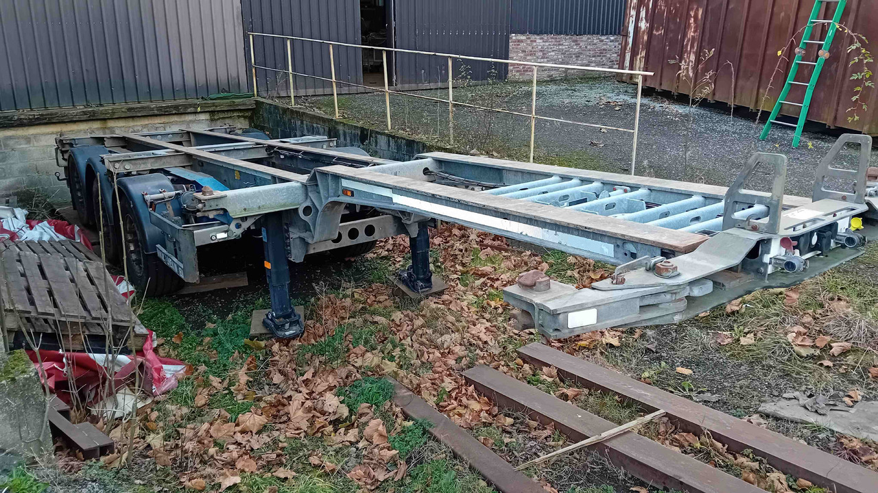 SCHMITZ CARGOBULL châssis porte-conteneur semi-remorque Os  - type SGF*3 - adaptable pour conteneur 20' et 40' - Semiremorcă transport containere/ Swap body: Foto 1 SCHMITZ CARGOBULL châssis porte-conteneur semi-remorque Os  - type SGF*3 - adaptable pour conteneur 20' et 40' - Semiremorcă transport containere/ Swap body: Foto 1