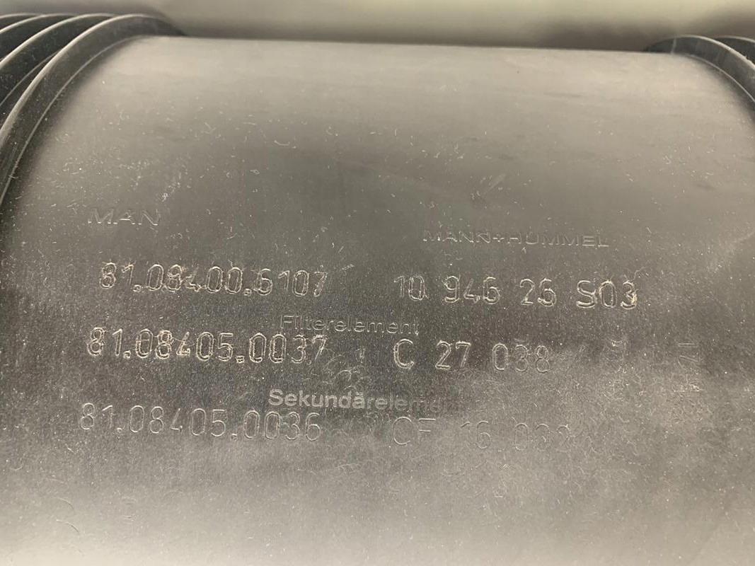 FILTR POWIETRZA OBUDOWA FILTRA MAN TGS TGX EURO 6 - Filtru de aer pentru Camion: Foto 5 FILTR POWIETRZA OBUDOWA FILTRA MAN TGS TGX EURO 6 - Filtru de aer pentru Camion: Foto 5