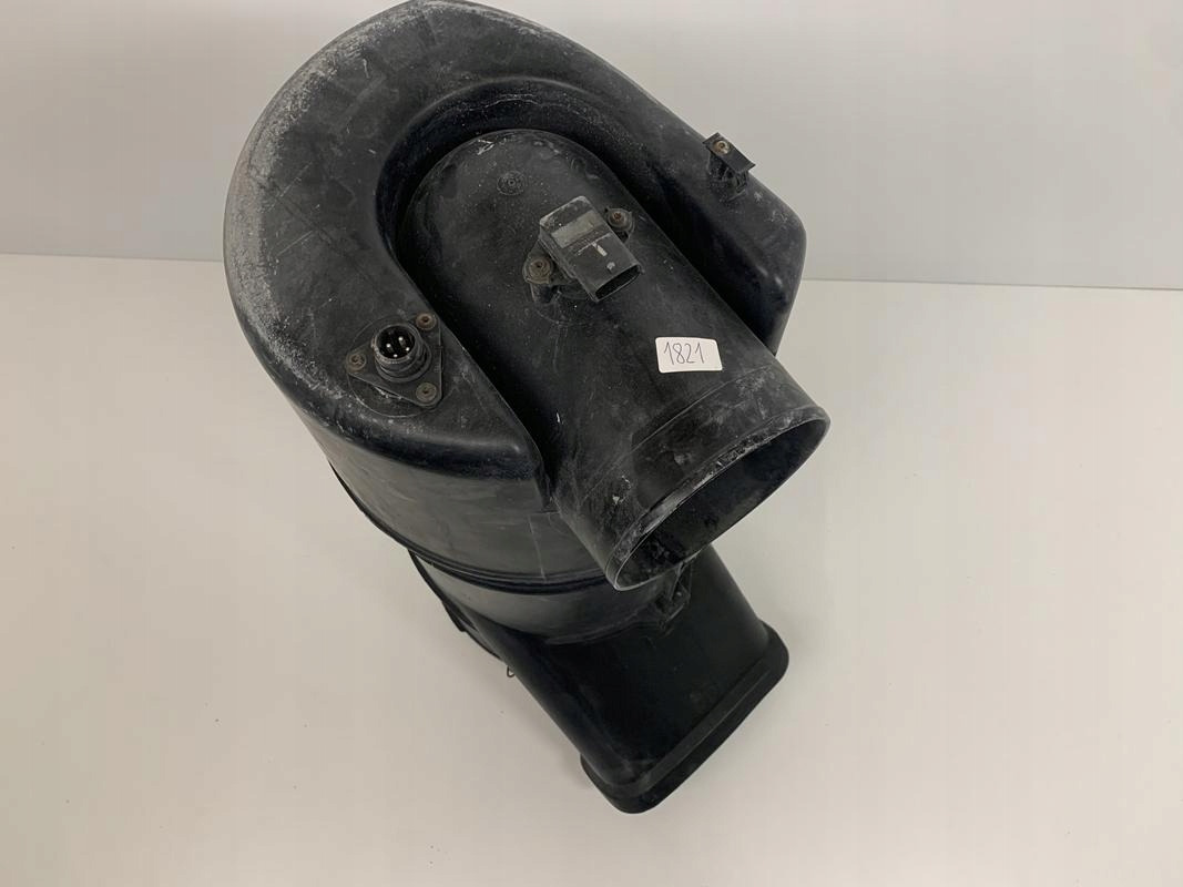 FILTR POWIETRZA OBUDOWA FILTRA MAN TGS TGX TGA - Filtru de aer pentru Camion: Foto 2 FILTR POWIETRZA OBUDOWA FILTRA MAN TGS TGX TGA - Filtru de aer pentru Camion: Foto 2