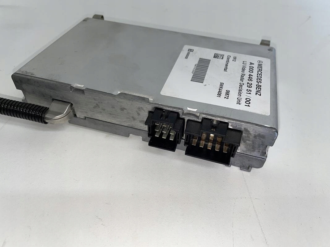 KAMERA RADAR MERCEDES ACTROS MP4 A0004462951 - Senzor pentru Camion: Foto 3 KAMERA RADAR MERCEDES ACTROS MP4 A0004462951 - Senzor pentru Camion: Foto 3