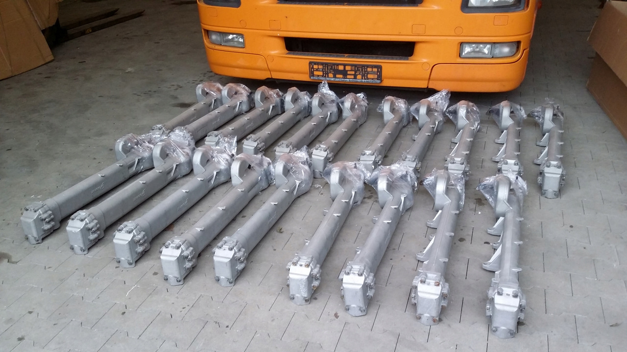 MAN F2000 TGA EGR TGX RECYRKULATOR D20,D26,D28 - Răcitor EGR pentru Camion: Foto 1 MAN F2000 TGA EGR TGX RECYRKULATOR D20,D26,D28 - Răcitor EGR pentru Camion: Foto 1