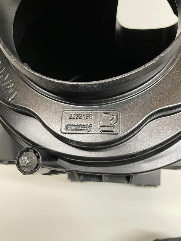 OBUDOWA FILTRA POWIETRZA SCANIA R S FILTR - Filtru de aer pentru Camion: Foto 3 OBUDOWA FILTRA POWIETRZA SCANIA R S FILTR - Filtru de aer pentru Camion: Foto 3