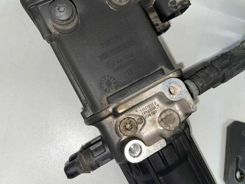 POMPA ADBLUE MERCEDES ACTROS MP4 MP 4 A0001402378 - Rezervor pentru AdBlue pentru Camion: Foto 2 POMPA ADBLUE MERCEDES ACTROS MP4 MP 4 A0001402378 - Rezervor pentru AdBlue pentru Camion: Foto 2