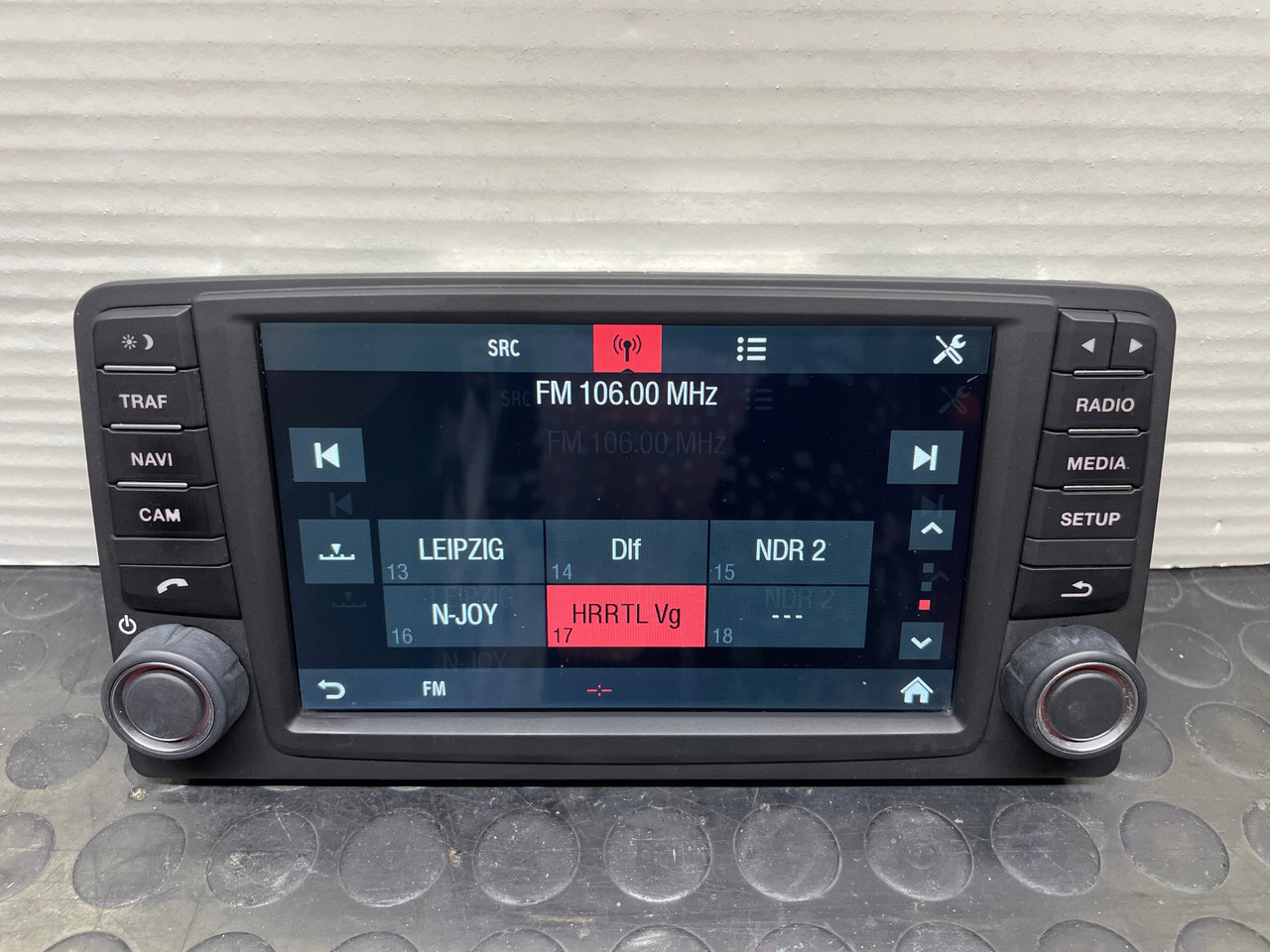 RADIO NAWIGACJA MAN TGS TGX EURO 6 81281006050 81281006043 - Sistem de navigare pentru Camion: Foto 1 RADIO NAWIGACJA MAN TGS TGX EURO 6 81281006050 81281006043 - Sistem de navigare pentru Camion: Foto 1