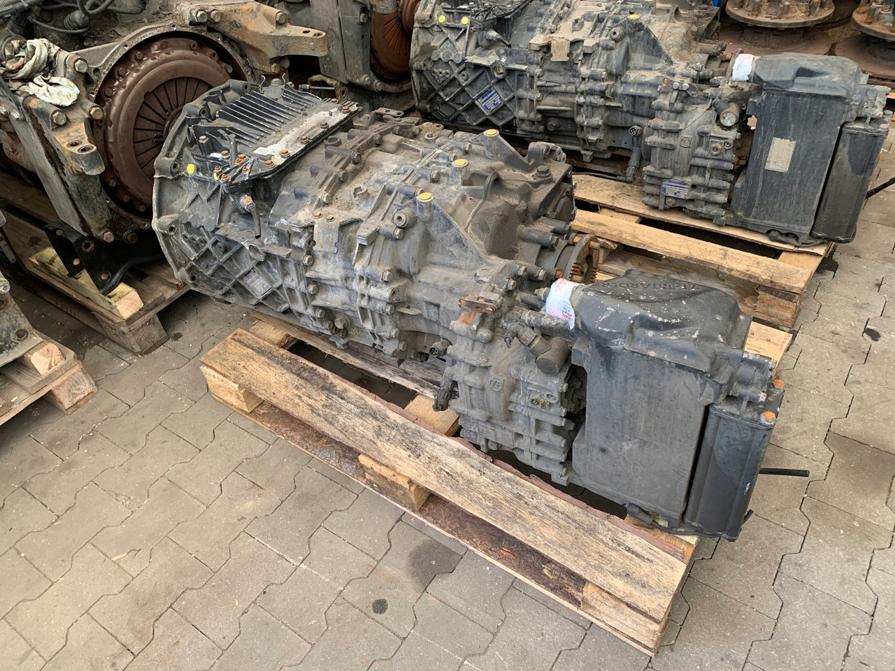 Cutie de viteze pentru Camion SKRZYNIA BIEGÓW AUTOMATYCZNA MAN TGX 12AS2131TD: Foto 6 Cutie de viteze pentru Camion SKRZYNIA BIEGÓW AUTOMATYCZNA MAN TGX 12AS2131TD: Foto 6