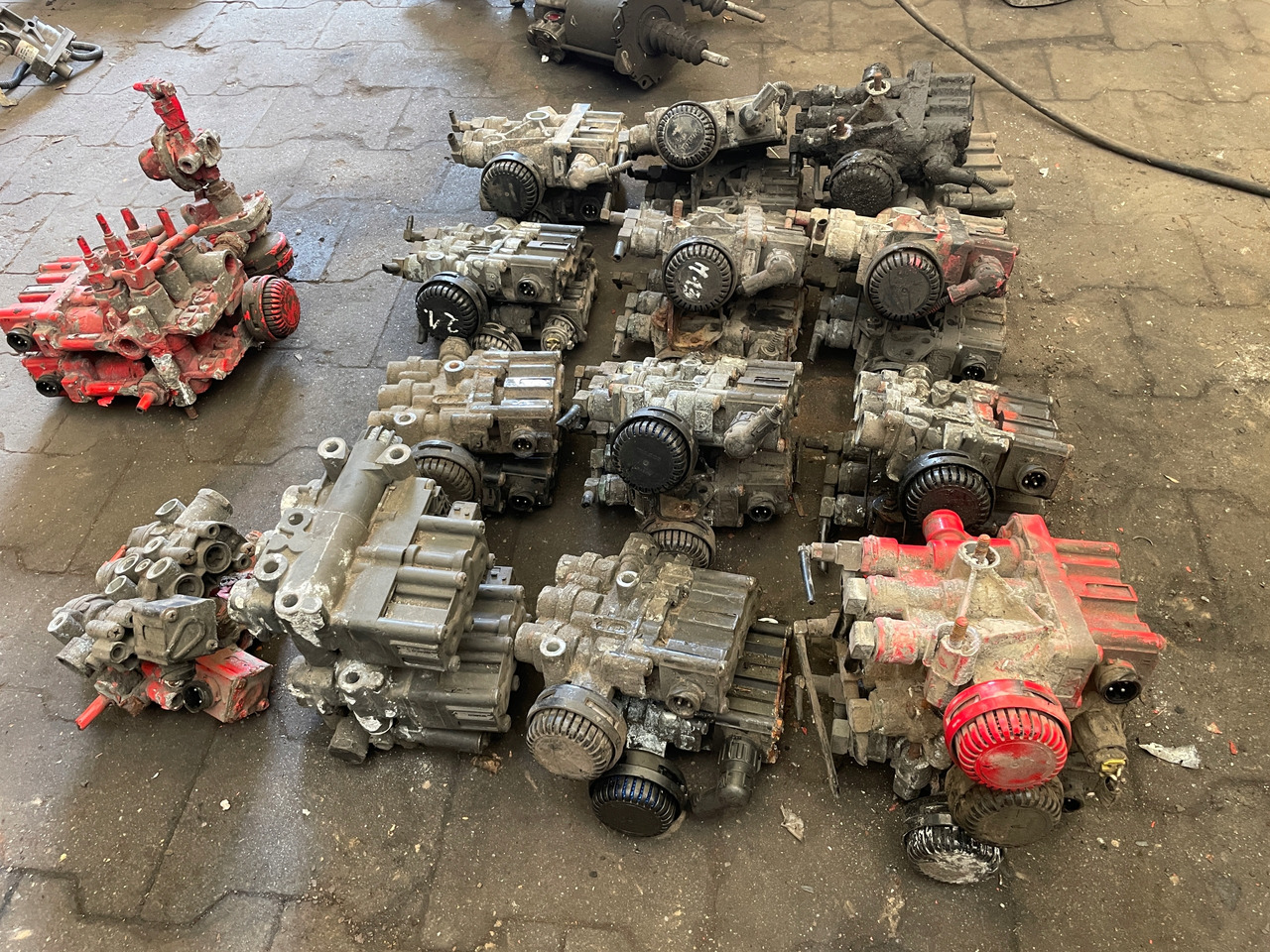 ZAWÓR PODUSZEK ECAS MAN TGA TGX TGS 4729000550 - Suspensie pneumatică pentru Camion: Foto 5 ZAWÓR PODUSZEK ECAS MAN TGA TGX TGS 4729000550 - Suspensie pneumatică pentru Camion: Foto 5