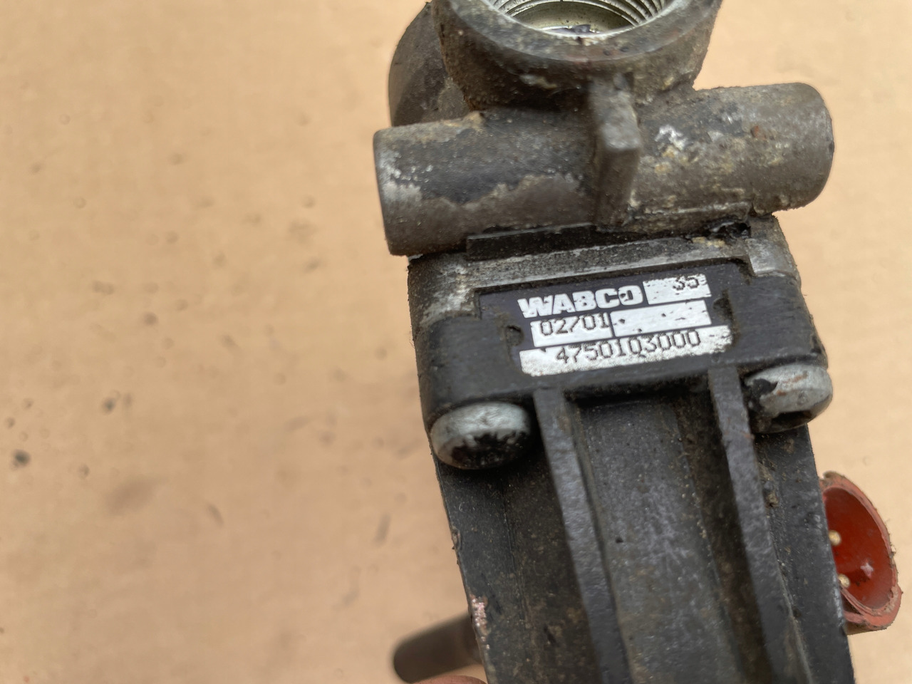 ZAWÓR REDUKCUJNY REDUKTOR CIŚNIENIA MAN TGA TGX TGS 4750103000 - Suspensie pneumatică pentru Camion: Foto 3 ZAWÓR REDUKCUJNY REDUKTOR CIŚNIENIA MAN TGA TGX TGS 4750103000 - Suspensie pneumatică pentru Camion: Foto 3