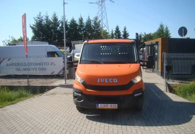 Iveco DAILY 35 C 15 WINDA 750KG 3.5T NA HAKU - Autoutilitară cu platformă: Foto 2 Iveco DAILY 35 C 15 WINDA 750KG 3.5T NA HAKU - Autoutilitară cu platformă: Foto 2