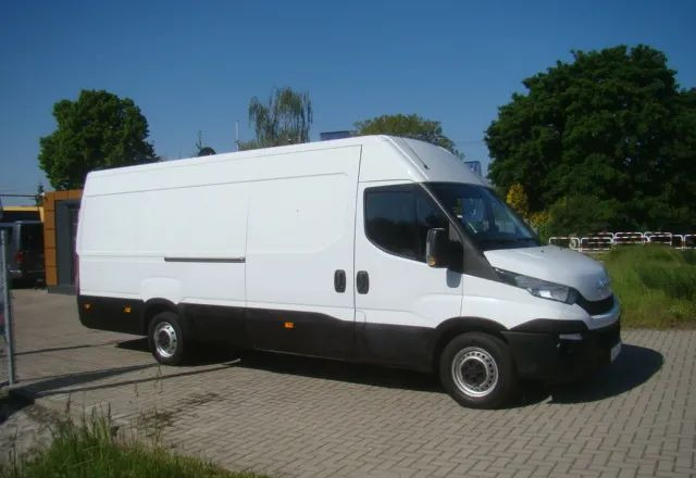 Iveco DAILY 35 S 15 MAXI L4 H2 KLIMATRONIC - Dubă: Foto 4 Iveco DAILY 35 S 15 MAXI L4 H2 KLIMATRONIC - Dubă: Foto 4