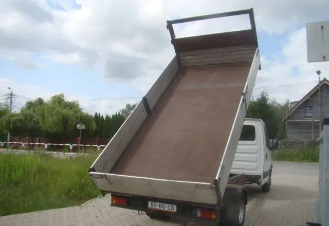 Iveco DAILY 40 C 12 WYWROTKA 3.5T 4.20M KLIMA - Autoutilitară basculantă: Foto 3 Iveco DAILY 40 C 12 WYWROTKA 3.5T 4.20M KLIMA - Autoutilitară basculantă: Foto 3