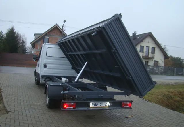 Iveco DAILY 50 C 17 3.0TDI WYWROTKA 4.70M 3.5T KLIMATRONIK - Autoutilitară basculantă: Foto 5 Iveco DAILY 50 C 17 3.0TDI WYWROTKA 4.70M 3.5T KLIMATRONIK - Autoutilitară basculantă: Foto 5