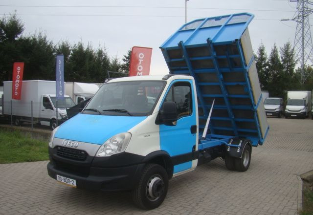 Iveco DAILY 70 C 15 3.0TDI 3.5T 3.65M WYWROTKA - Autoutilitară basculantă: Foto 1 Iveco DAILY 70 C 15 3.0TDI 3.5T 3.65M WYWROTKA - Autoutilitară basculantă: Foto 1