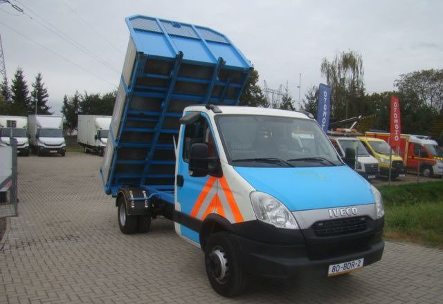Iveco DAILY 70 C 15 3.0TDI 3.5T 3.65M WYWROTKA - Autoutilitară basculantă: Foto 3 Iveco DAILY 70 C 15 3.0TDI 3.5T 3.65M WYWROTKA - Autoutilitară basculantă: Foto 3