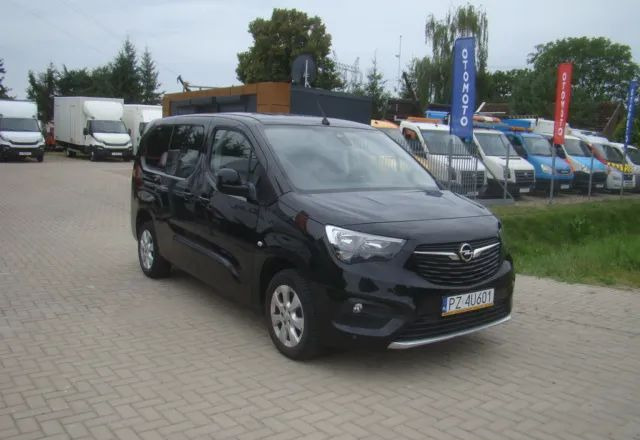 Opel COMBO 1.5D MAXI FUL OPCJA WYPOSAŻENIA - Autoutilitară compactă: Foto 4 Opel COMBO 1.5D MAXI FUL OPCJA WYPOSAŻENIA - Autoutilitară compactă: Foto 4