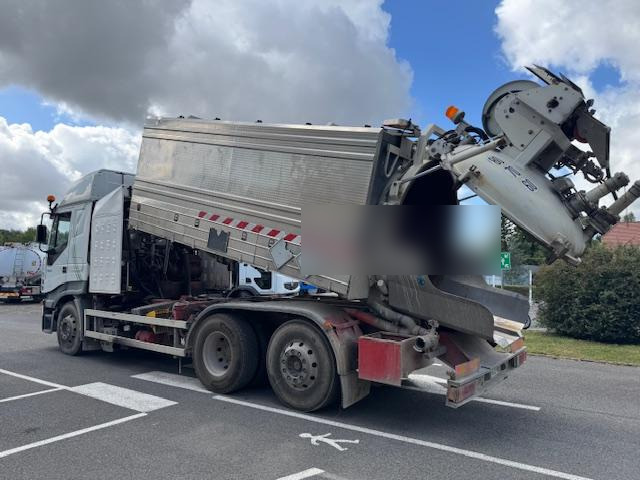 Iveco Stralis 480 - Maşină pentru vidanjări: Foto 4 Iveco Stralis 480 - Maşină pentru vidanjări: Foto 4