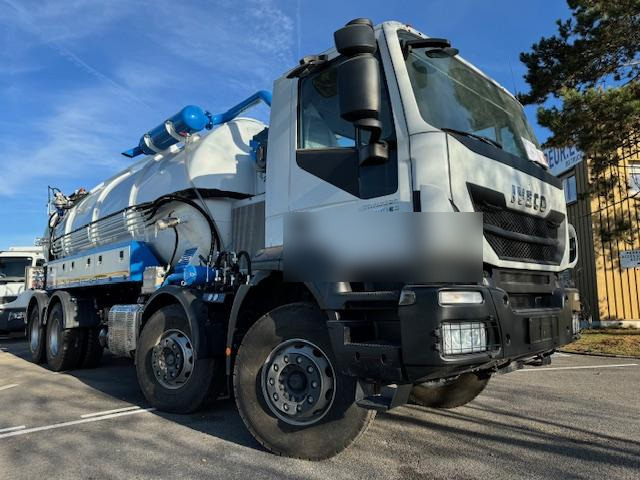 Iveco Trakker 410 - Maşină pentru vidanjări: Foto 4 Iveco Trakker 410 - Maşină pentru vidanjări: Foto 4