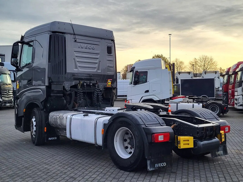 Iveco S-WAY 480 Automatic Retarder Clima Cruise LED PTO Navi Euro6 - Cap tractor: Foto 3 Iveco S-WAY 480 Automatic Retarder Clima Cruise LED PTO Navi Euro6 - Cap tractor: Foto 3