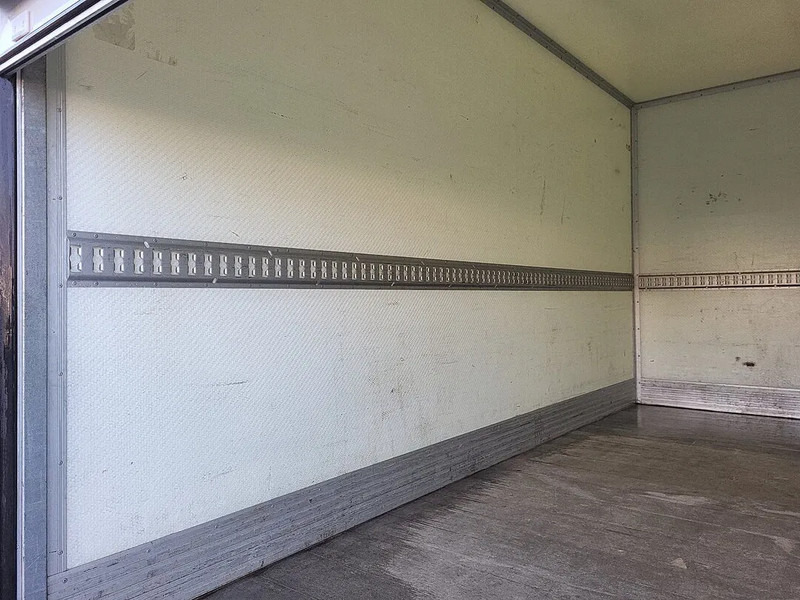 Iveco Daily 35S14 - Dubă: Foto 5 Iveco Daily 35S14 - Dubă: Foto 5