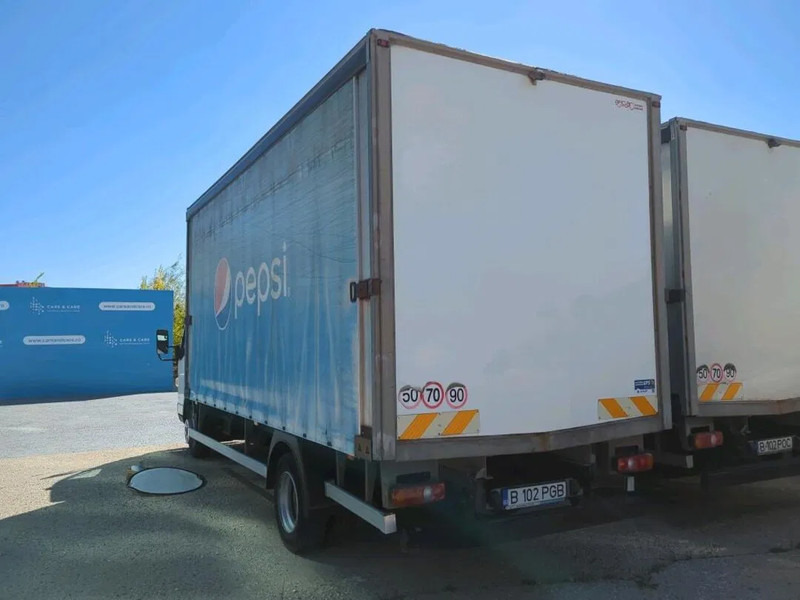 Mitsubishi Fuso Fuso - Camion furgon: Foto 3 Mitsubishi Fuso Fuso - Camion furgon: Foto 3