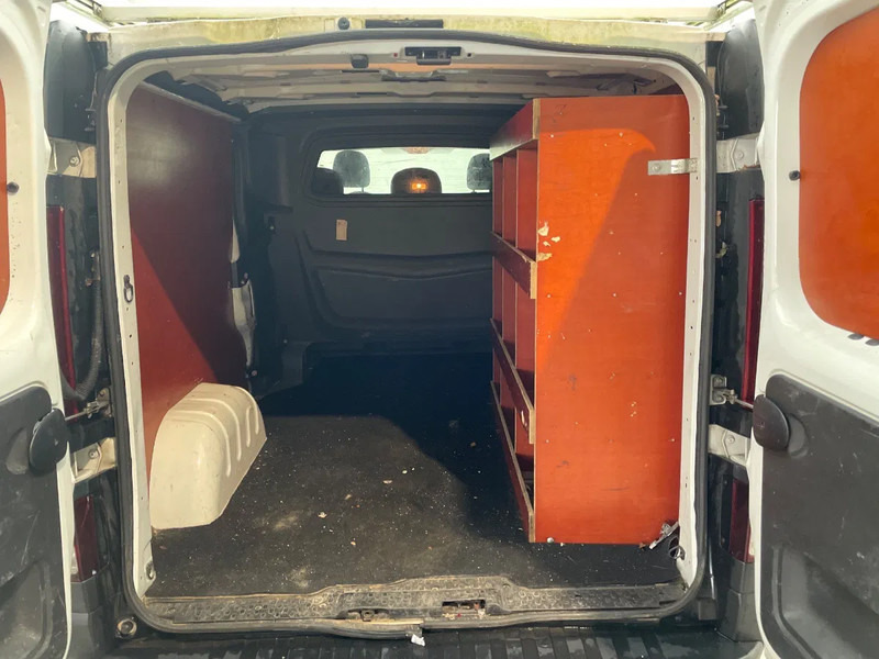 Opel Vivaro 1.6 CDTI L2H1 DC Edition EcoFlex - Autoutilitară compactă, Autoutilitară cabină dublă: Foto 5 Opel Vivaro 1.6 CDTI L2H1 DC Edition EcoFlex - Autoutilitară compactă, Autoutilitară cabină dublă: Foto 5