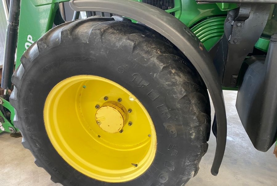 John Deere 6330 Premium - Tractor agricol: Foto 3 John Deere 6330 Premium - Tractor agricol: Foto 3