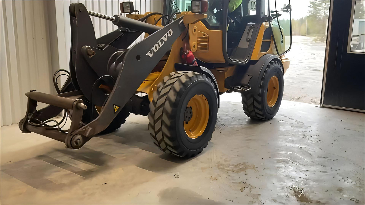 Volvo L 25 - Încărcător frontal pe pneuri: Foto 4 Volvo L 25 - Încărcător frontal pe pneuri: Foto 4