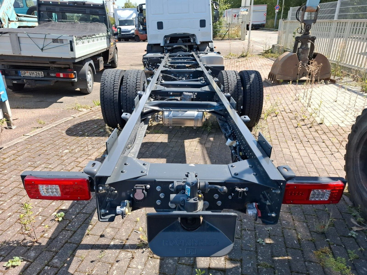 Iveco ML 140-280 FFH, Fahrgestell, Luft, Klima, ... - Camion şasiu: Foto 3 Iveco ML 140-280 FFH, Fahrgestell, Luft, Klima, ... - Camion şasiu: Foto 3