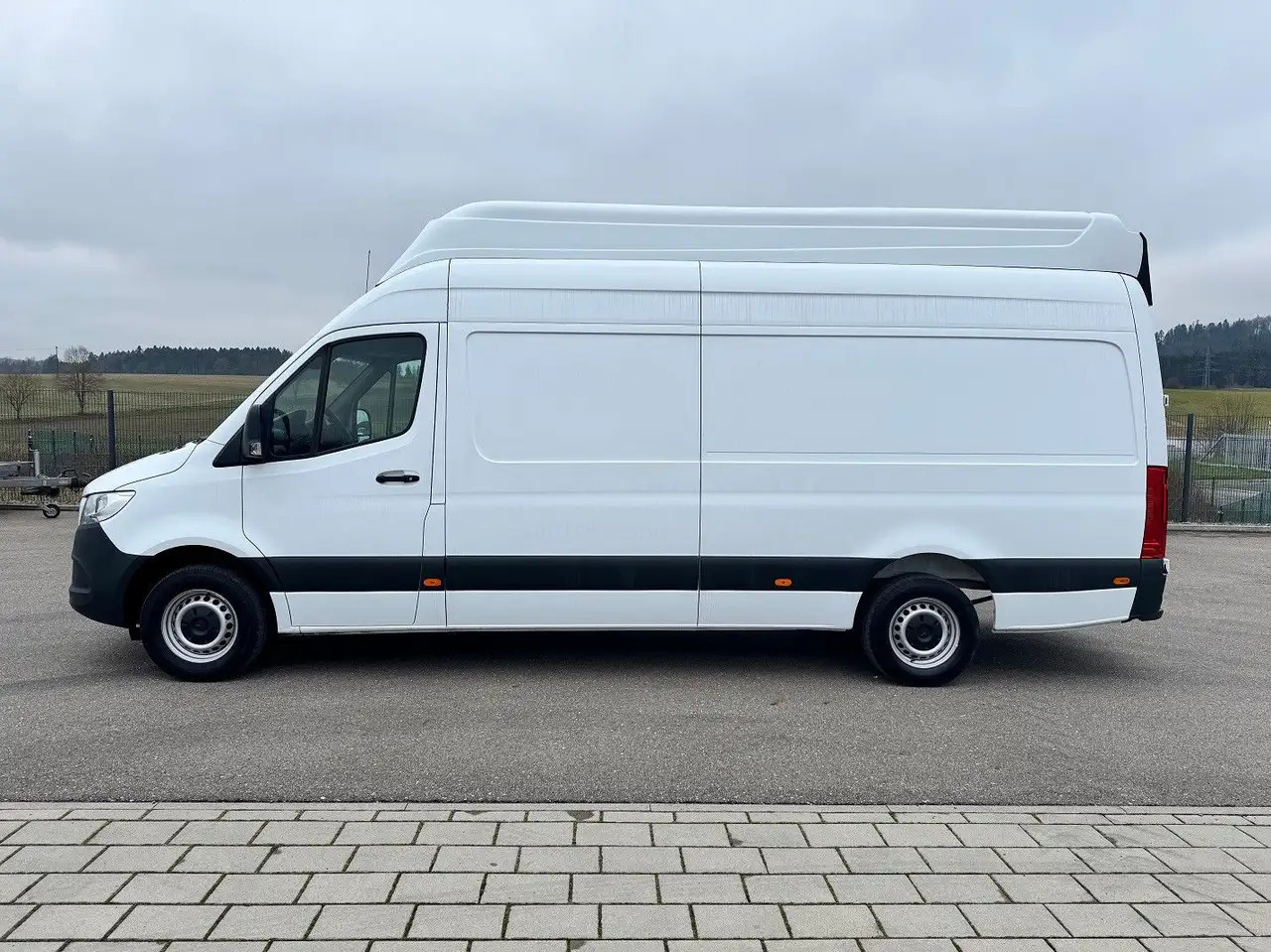 Mercedes-Benz Sprinter 316 CDI Maxi Lang Extrahoch XXL Klima M - Dubă: Foto 3 Mercedes-Benz Sprinter 316 CDI Maxi Lang Extrahoch XXL Klima M - Dubă: Foto 3