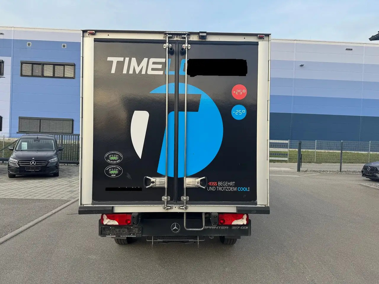 Mercedes-Benz Sprinter 317 CDI Lang Tiefkühlkoffer Carrier - Autoutilitară frigorifica: Foto 4 Mercedes-Benz Sprinter 317 CDI Lang Tiefkühlkoffer Carrier - Autoutilitară frigorifica: Foto 4