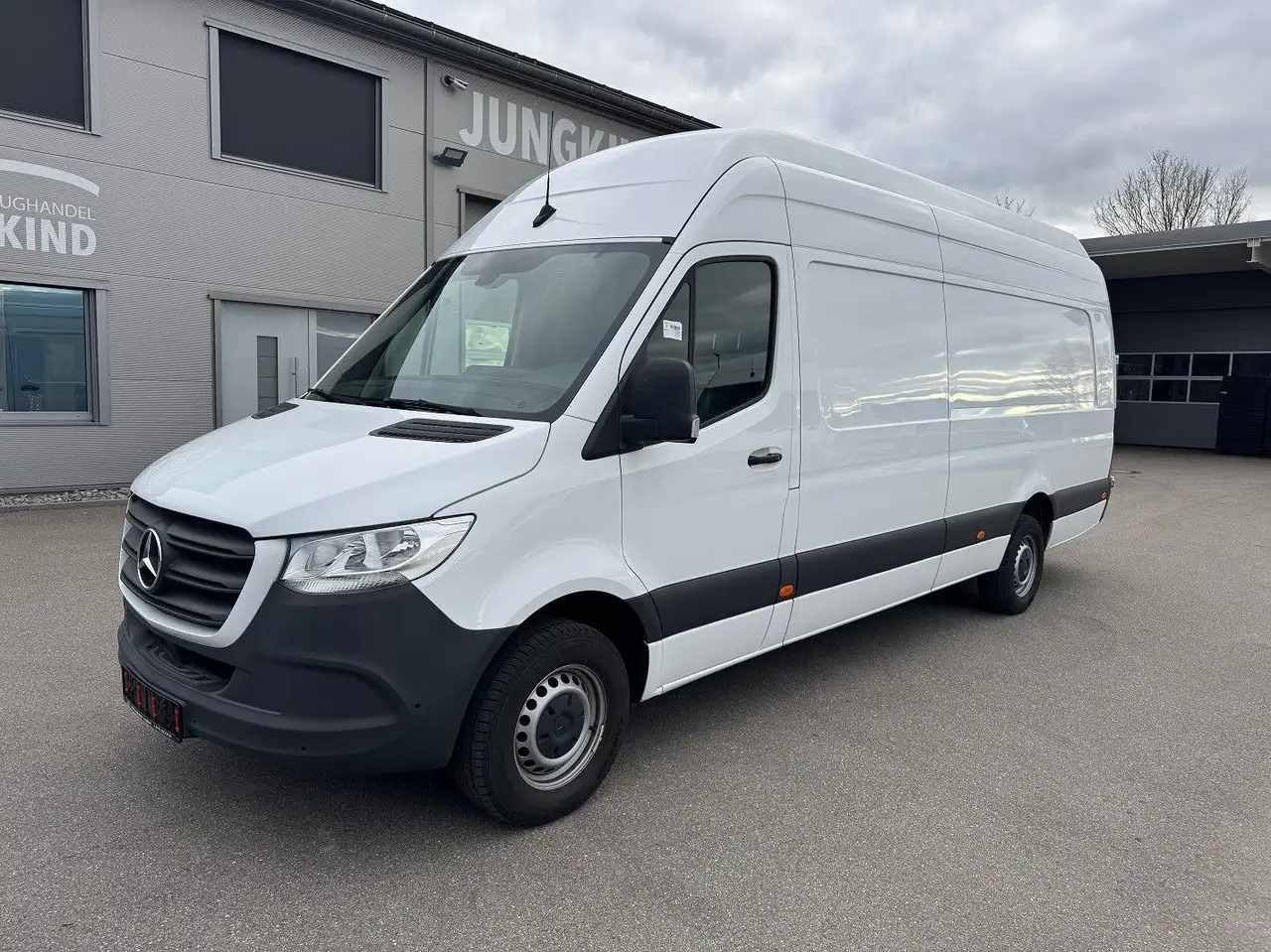 Mercedes-Benz Sprinter 317 CDI Maxi Lang Extralang XXL MBUX - Dubă: Foto 1 Mercedes-Benz Sprinter 317 CDI Maxi Lang Extralang XXL MBUX - Dubă: Foto 1