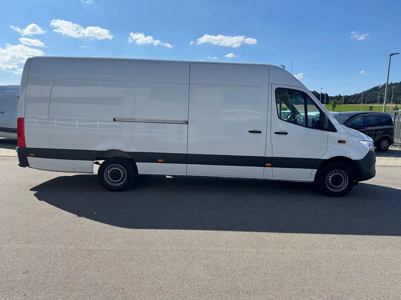 Mercedes-Benz Sprinter 317 CDI Maxi Lang XXL Extralang MBUX - Dubă: Foto 4 Mercedes-Benz Sprinter 317 CDI Maxi Lang XXL Extralang MBUX - Dubă: Foto 4
