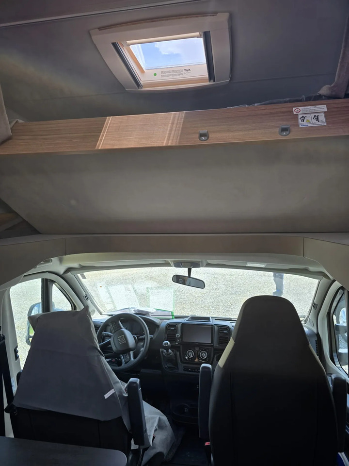 Weinsberg CaraHome 550 MG Aufbauklima., Markise, AHK - Autorulotă alkov: Foto 5 Weinsberg CaraHome 550 MG Aufbauklima., Markise, AHK - Autorulotă alkov: Foto 5