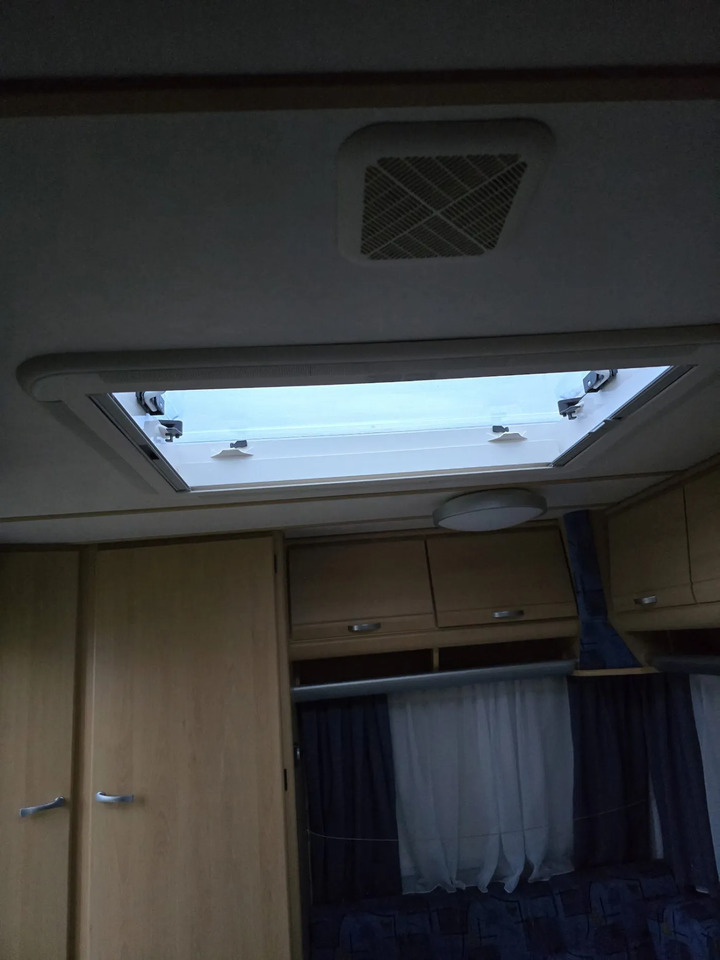 Wohnwagen TEC Tour 445 TDF Mover, Markise, Dusche - Rulotă: Foto 5 Wohnwagen TEC Tour 445 TDF Mover, Markise, Dusche - Rulotă: Foto 5