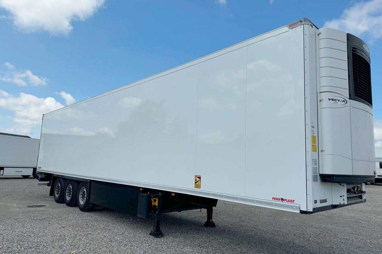 Schmitz CARRIER VECTOR 1550 - Semiremorcă frigider: Foto 4 Schmitz CARRIER VECTOR 1550 - Semiremorcă frigider: Foto 4