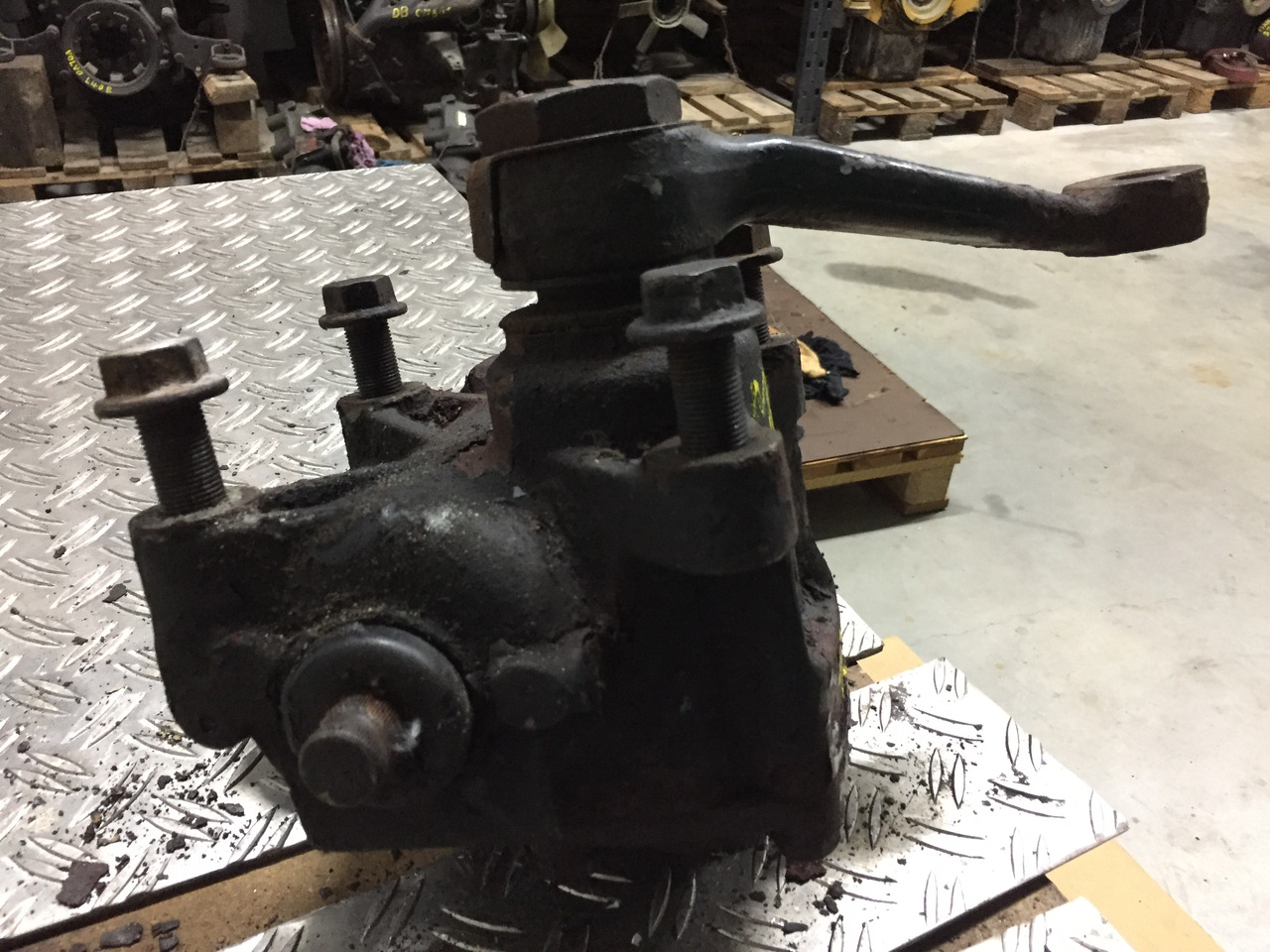 Gebrauchtes Lenkgetriebe MAN, 8.136, Artikel - Nr.: 81.9999 - 9999 - Casetă de direcție pentru Camion: Foto 2 Gebrauchtes Lenkgetriebe MAN, 8.136, Artikel - Nr.: 81.9999 - 9999 - Casetă de direcție pentru Camion: Foto 2