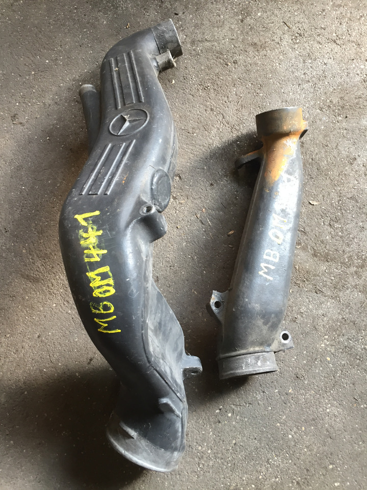 Gebrauchtes MB Motortyp OM 441 LA Ansaugrohr, Artikel - Nr. : A 999 999 99 99 - Conductă admisie pentru Camion: Foto 1 Gebrauchtes MB Motortyp OM 441 LA Ansaugrohr, Artikel - Nr. : A 999 999 99 99 - Conductă admisie pentru Camion: Foto 1