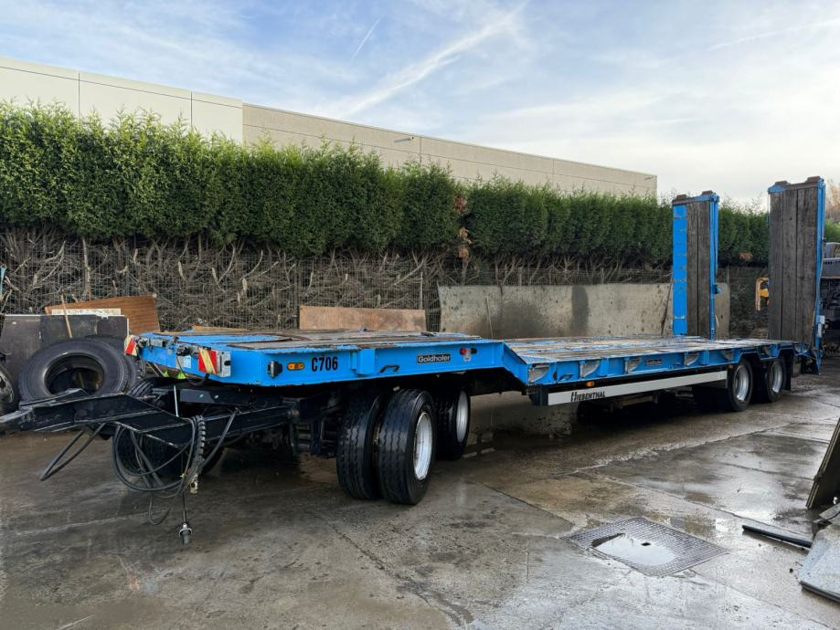 GOLDHOFER - Remorcă transport utilaje: Foto 1 GOLDHOFER - Remorcă transport utilaje: Foto 1