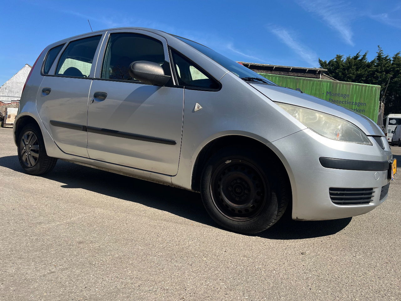 Mitsubishi Colt 1.3 Airco - Automobil: Foto 4 Mitsubishi Colt 1.3 Airco - Automobil: Foto 4