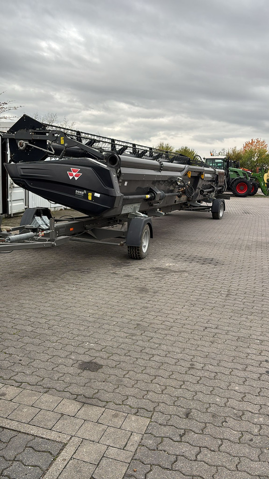 MASSEY FERGUSON IDEAL 9T - Combină de recoltat cereale: Foto 3 MASSEY FERGUSON IDEAL 9T - Combină de recoltat cereale: Foto 3