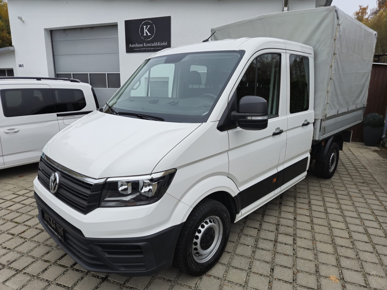 VOLKSWAGEN Crafter Pritsche 35 DOKA mittellang 4MOTION - Autoutilitară cu prelată: Foto 1 VOLKSWAGEN Crafter Pritsche 35 DOKA mittellang 4MOTION - Autoutilitară cu prelată: Foto 1